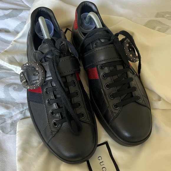 Gucci Dionysus Buckle - Picture 5 of 5